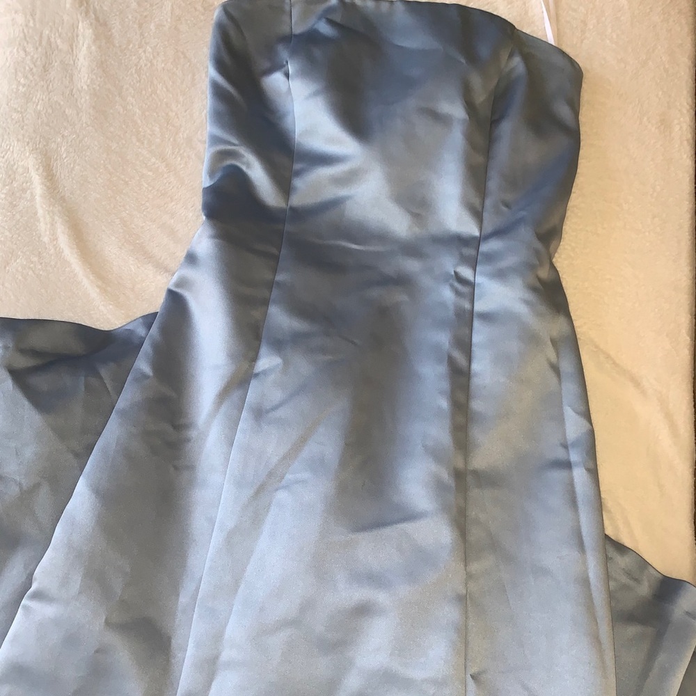 Stunning blue gown 🌟